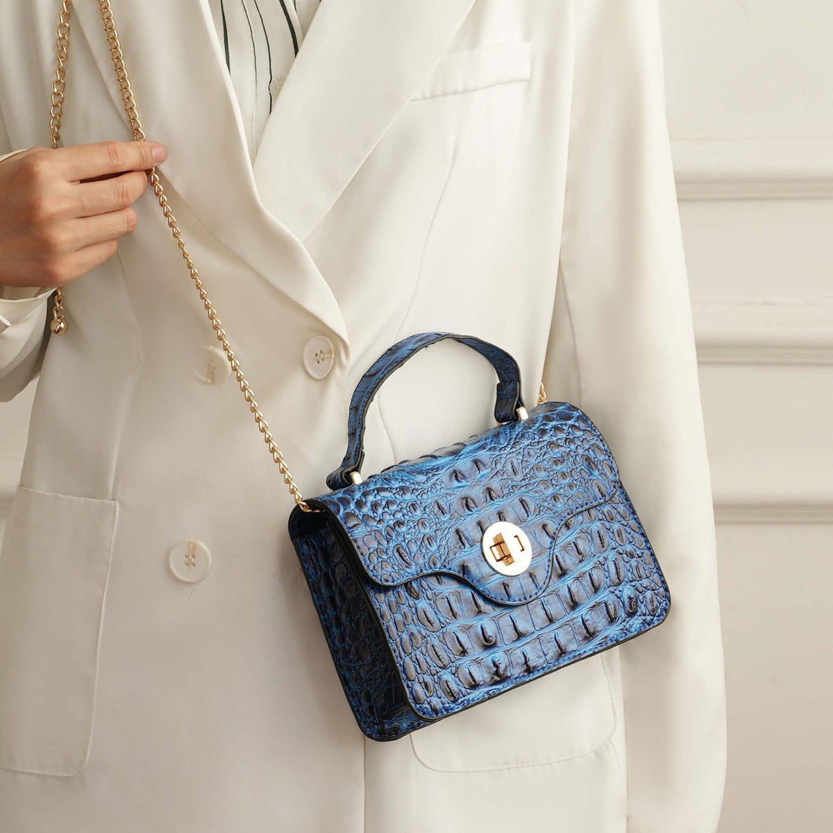 Mae Shoulder Bag