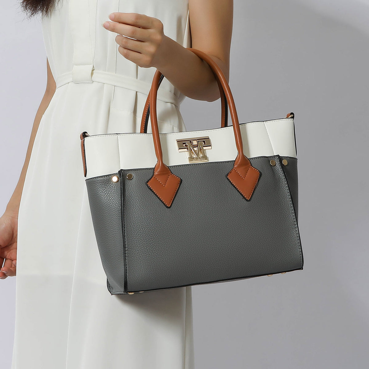 Brynlee Tote Bag and Set