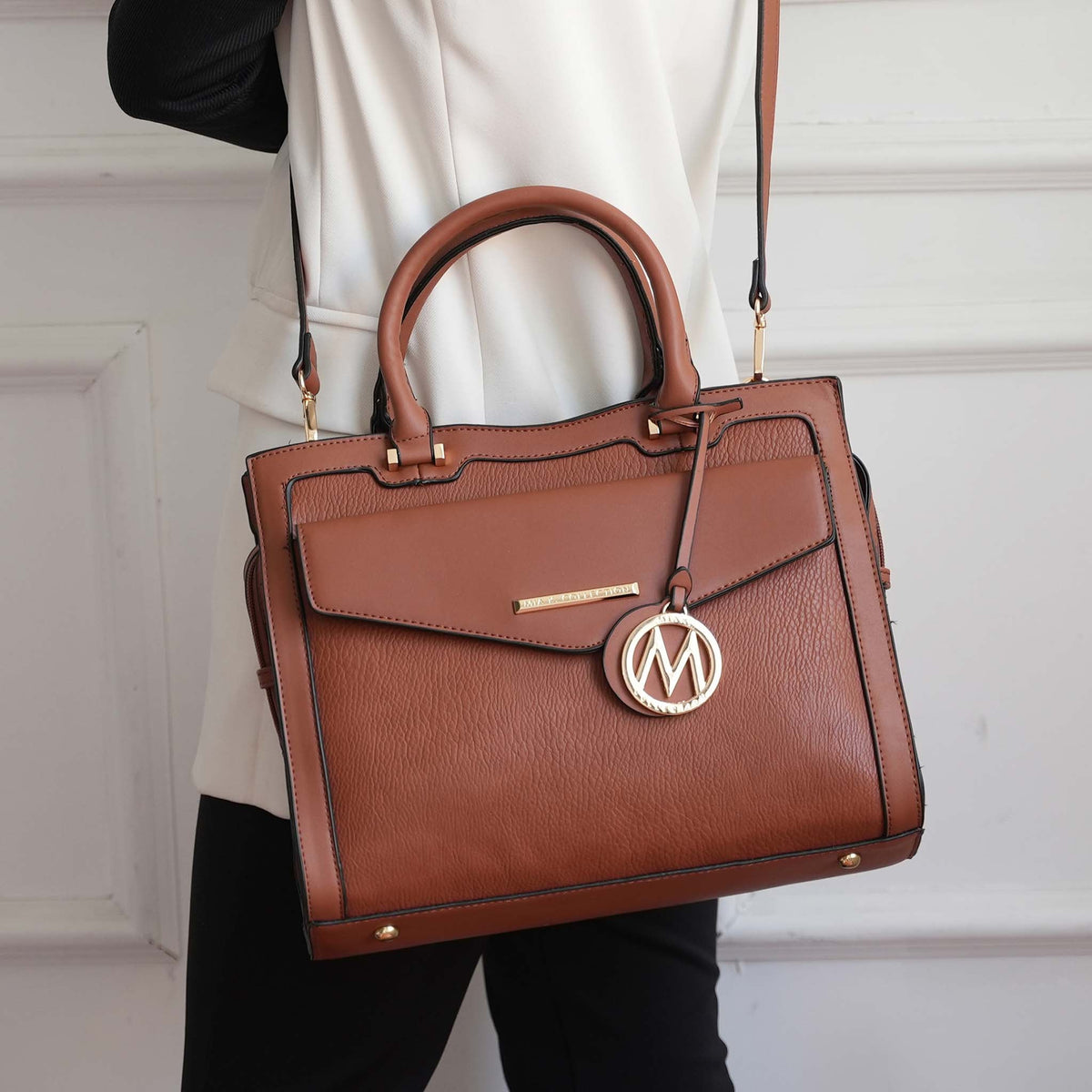 Alyssa Shoulder Bag